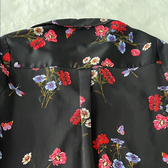 Vibrant Floral Button-Up Shirts - Pink & Black - Picture 8 of 8
